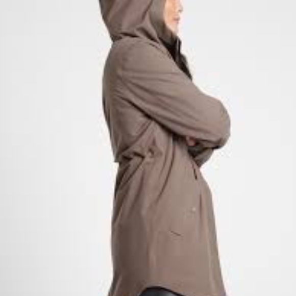 Nwot Athleta Lakeview Rainout Parka 